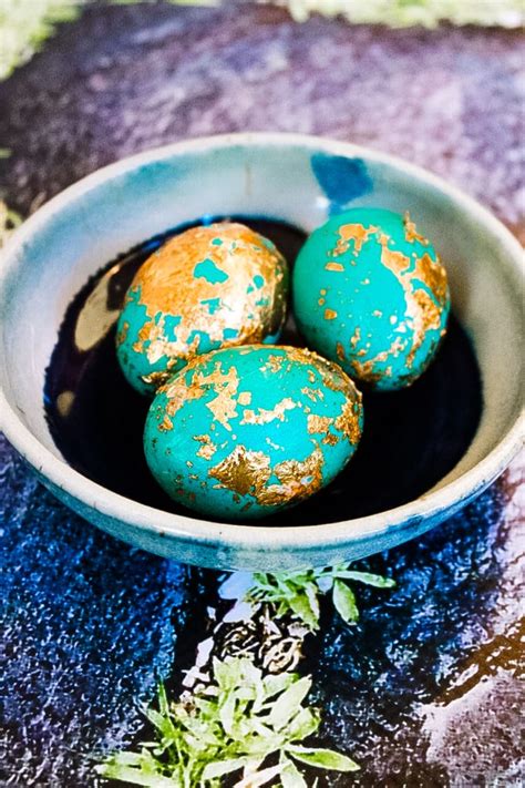 Diy Gold Leaf Easter Eggs Juggling Act Mama