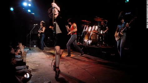 Brian Johnson Explains Bowing Out Of Acdc Tour Cnn