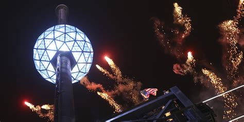 New York New Years Eve Ball Drop One Of The Most Iconic New Years