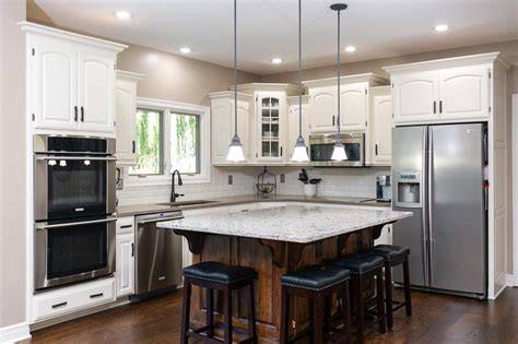 People on the internet like to say that painting your kitchen cabinets is a quick weekend project. It is amazing how paint can transform a home. The oak ...