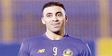 واتضح أن الصورة قديمة، وتعود إلى عام 2019، كما أن اللاعب المغربي لم يُلمح بأي شكل من الأشكال بأنه سيغادر النادي. صحفي مغربي يكشف لـ«الجزيرة» أسباب توتر العلاقة بين حمدالله ...