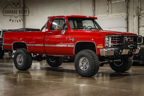 1987 Chevy 4x4 Jacked Up