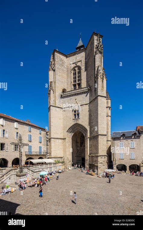 Notre Dame Bell Hi Res Stock Photography And Images Alamy