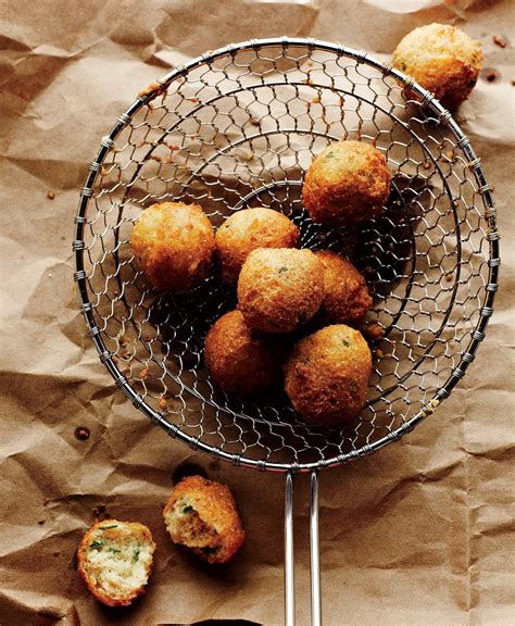 Also know as corn dodgers, they are especially popular throughout the south. Hush Puppies | Hush puppies recipe, Recipes, Food