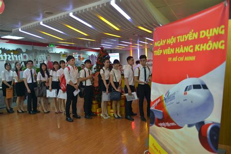 If you are preparing for cabin crew interview and looking for cabin crew interview questions 2018 then start your preparation by sample ques ans for final interview given on this page. cabin-crew-requirements - news - VietJetAir.com - Enjoy ...