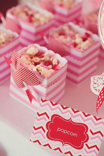 cute food  kids valentines day treat bag ideas