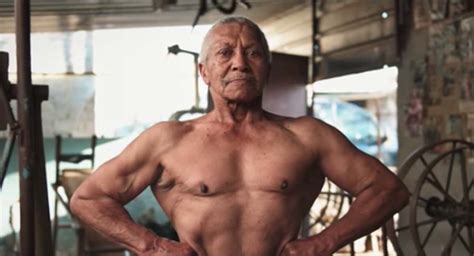 78 Year Old Bodybuilder Opens His Home Gym To Youngsters For Free So