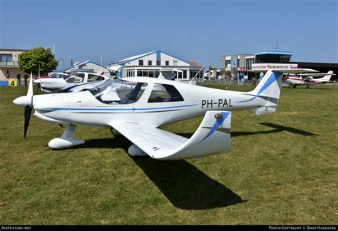 Aircraft Photo Of Ph Pal Dynaero Mcr 4s 2002 460704
