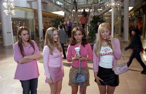 Lindsay Lohan Really Wants To Make A Mean Girls Sequel Happen