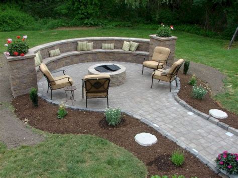 30 Exciting Backyard Fire Pit Landscaping Ideas On A Budget Page 28