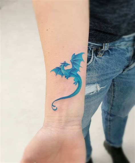 Best Dragon Tattoo Ideas For Women