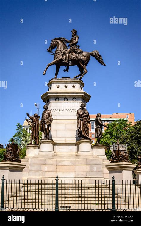 Virginia Washington Monument Capitol Square Richmond Virginia Stock