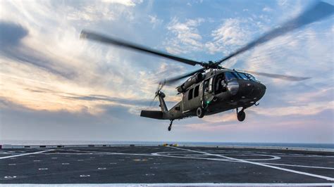 Download Wallpapers Sikorsky Uh 60 Black Hawk Attack Helicopters Uh