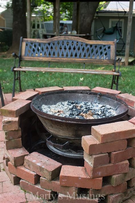 They can be bought or they can be handmade. Outdoor Fire Pit Ideas with Hometalk
