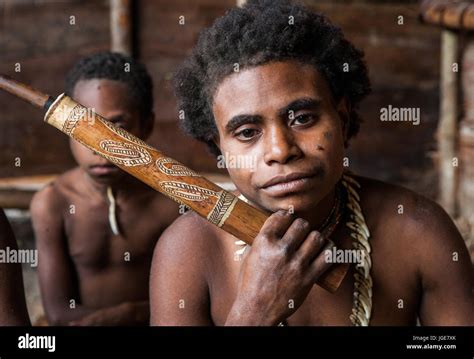 Indonesia Onni Village New Guinea June 24 Korowai Tribe Woman With