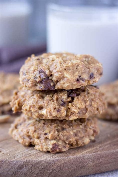 Peanut Butter Oatmeal Cookies - Natalie's Health | Peanut ...