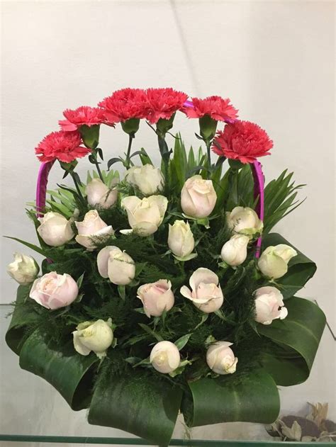 Types Of Flowers Fresh Flowers Valentine Day Special Valentines Day