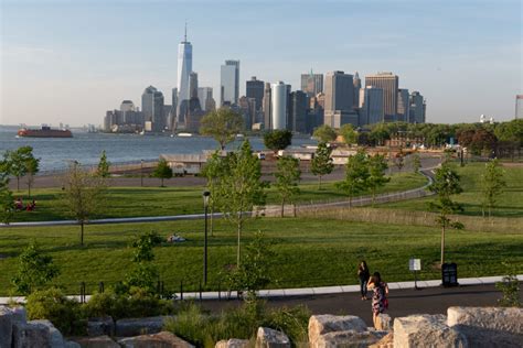 Now it's famous for relaxing, picnicking, strolling and cycling. How to spend 12 hours on Governors Island