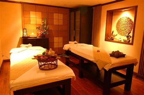 Massage Therapy I Love This Room Massage Room Decor Massage Therapy Rooms Spa Room Decor