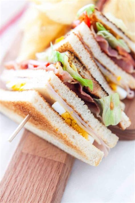 How To Make The Best Club Sandwich Fast Food Bistro