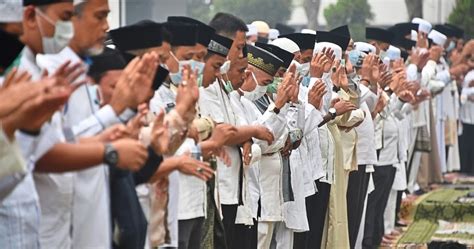 Ustaz syed, abdul kadir & aljoofre) ℗ 2013 unicdotmy pro. Do'a Qunut Nazilah Praktis - Jatiluhuronline.com | Portal ...