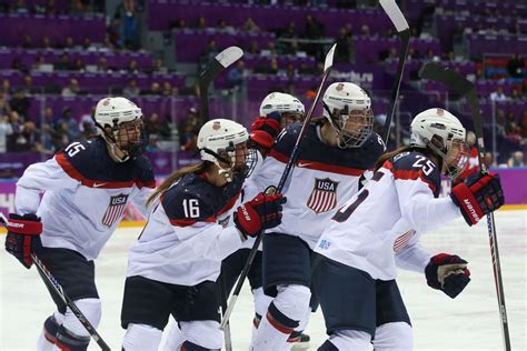 Us Womens National Hockey Team Reaches Deal With Usa