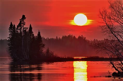 Coucher De Soleil Rouge Sur Le Lac Windows 10 Hd Fonds Decran Apercu Images