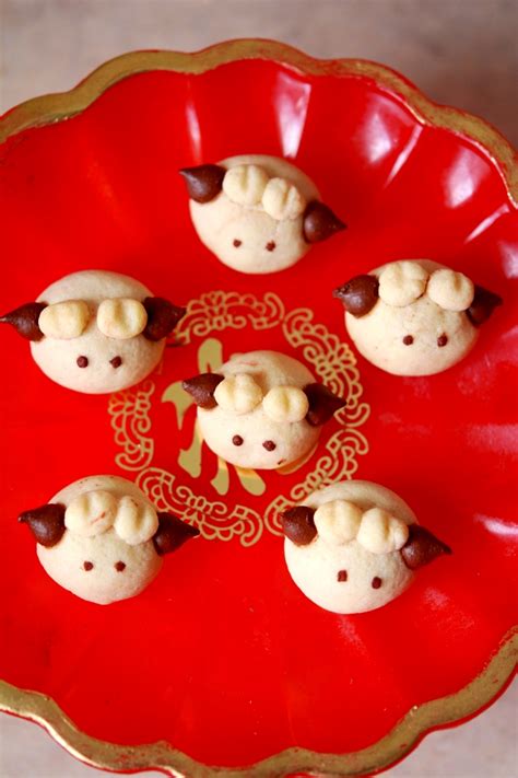 Milky way cny cookies 2018. Year of the Sheep Cookies Recipe