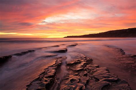 High Resolution Photo Of Sunset Beach Photo Of Rocks Water
