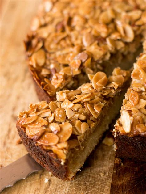 We offer tons of almond recipes that will impress even the toughest critics! Caramelized Almond Cake recipe