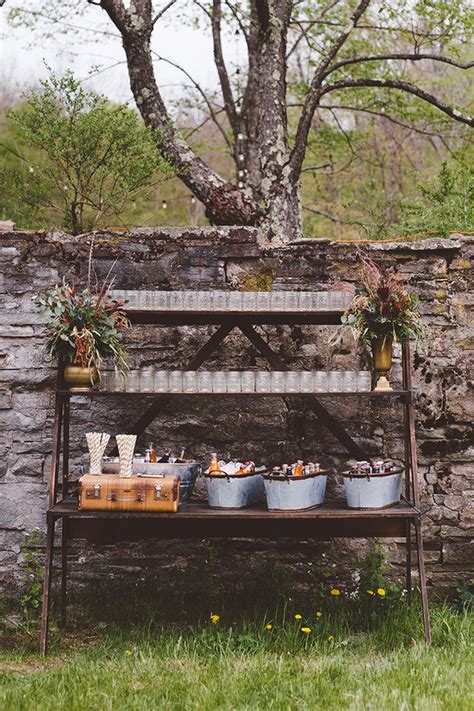 Rustic Wedding Decor Wedding And Party Ideas 100 Layer Cake