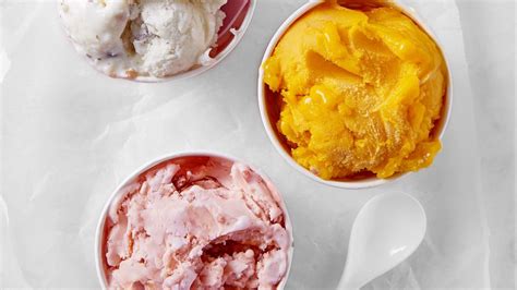 Voici 4 recettes délicieuses de glace simples et rapides que les gourmands vont adorer. Faire Une Glace Maison Sans Sorbetière / Comment Faire Ses ...