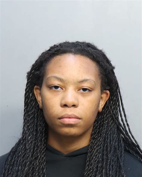Florida Woman Arrested For Sharing Ex Lovers Nudes On Social Media The News Beyond Detroit