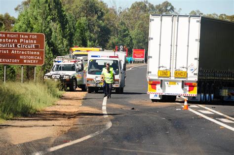 Fatal Accident Between Car And A Truck Daily Liberal Dubbo Nsw