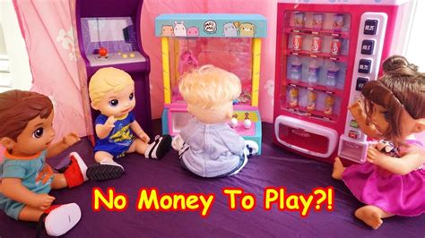 Baby Alive Has No Money To Play Arcade Games Youtube
