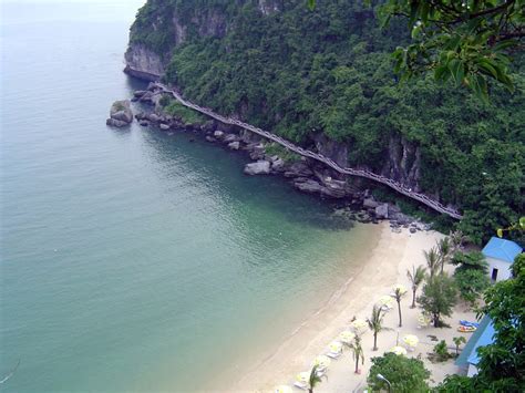 Gia luan pier, where boats from ha long city and tuan chau dock, is on the northern coastline. Cat Ba Island - Vietnam
