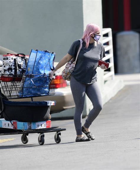 Ariel Winter Went Shopping Without Panties And Bra Photos The