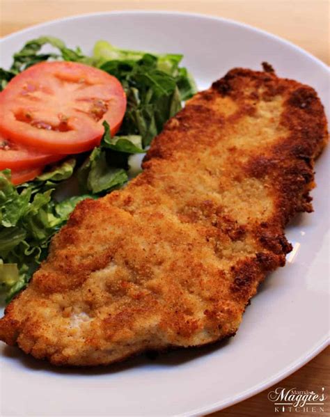 Aprende a preparar milanesas de pollo con esta rica y fácil receta. Milanesa de Pollo + VIDEO - Mamá Maggie's Kitchen