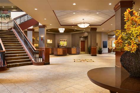 Embassy Suites By Hilton Lincoln Coupons Near Me In Lincoln Ne 68508