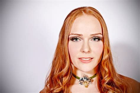 Sandy Dietrich German Redhead Model Лицо