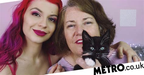 Lesbian Couple Say Their 37 Year Age Gap Doesn T Matter Metro News