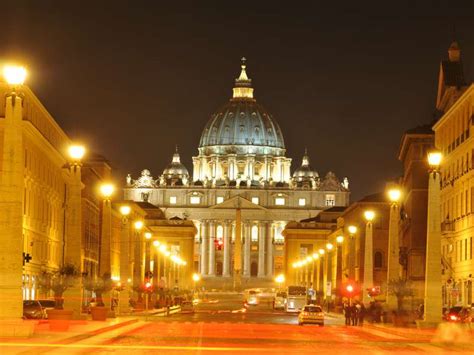 Friday Vatican Night Tour With Skip The Line Ticket For Vatican Museums