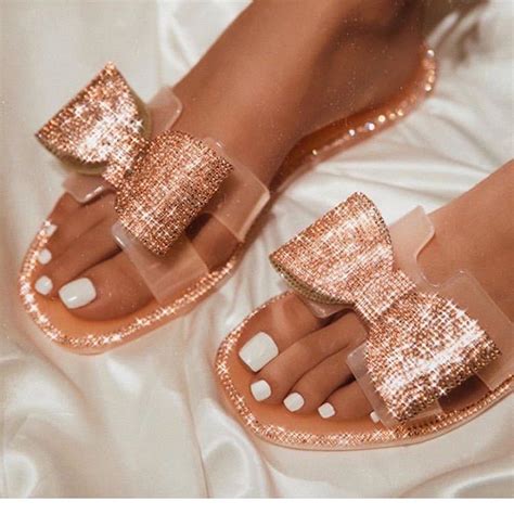 Rhinestone Women Flat Beach Slippers Newest Summer Bow Glitter Crystal Jelly Sandals China