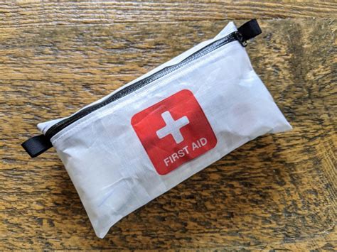 Diy Lightweight First Aid Kit How To Make One
