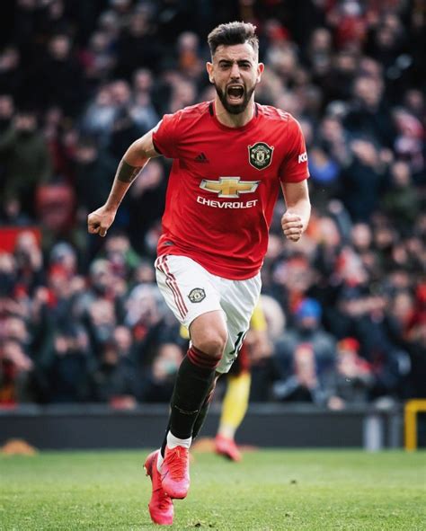 Download wallpapers 4k bruno fernandes 2020 manchester united fc portuguese footballers premier league bruno miguel borges fernandes neon lights soccer football man united bruno fernandes 4k for desktop free. Pin by Sylvie Zbinden on Manchester United in 2020 (With ...