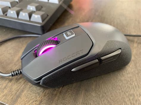 Roccat Kain 100 Aimo Mouse Review A Satisfying Click Toms Hardware