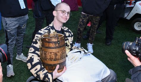 Tyler Trent Purdue Superfan Passes Away From Bone Cancer Sports