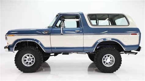 Lifted Second Gen Bronco Looks Picture Perfect Ford Trucks