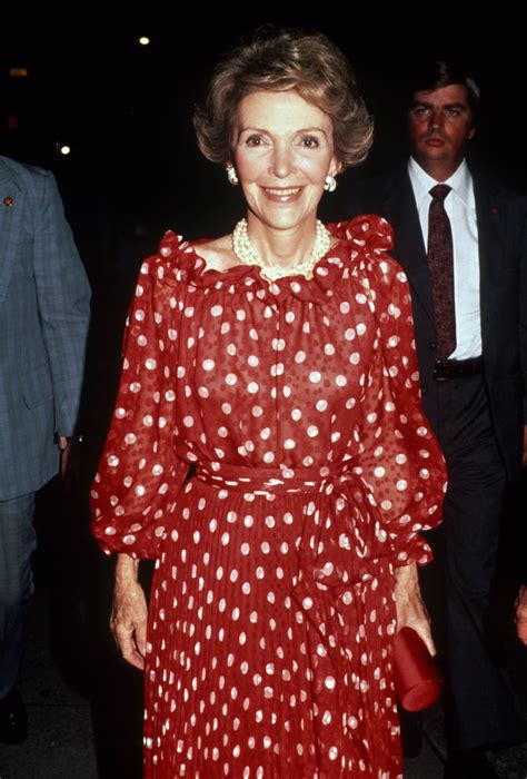 Nancy Reagans Greatest Looks Nancy Reagan Ronald Reagan Red Suit First Lady Dress Codes