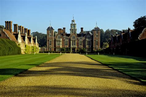 Perspectives On The English Country House Treasure Hunt